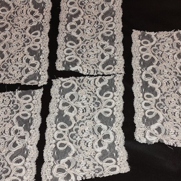 ALENCON CORDED LACE REMNANTS FROM WEDDING/FORMAL ATTIRE BLACK AND IVORY - Picture 7 of 7